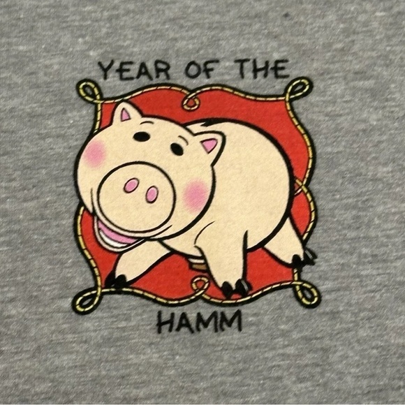 Toy Story Chinese New Year Of The Hamm Piggy Gray Disney RARE Mens Shirt Pixar M - Picture 2 of 5